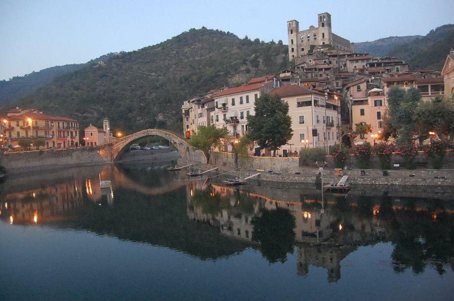 La Casa Di Elda Appartement Dolceacqua Buitenkant foto